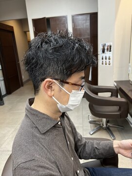 リリ(Liri material care salon by JAPAN) くせ毛を活かしたメンズショート