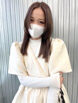 キバ(kva)&nbsp;▽□□▽姫カット×ウルフカット