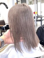 アフューズバイストゥー(Vfuse by StueW)&nbsp;シルバーベージュ [倉敷][岡山]