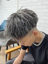 ココテラス(coco terrace)&nbsp;ホワイトメッシュ/ツイスト/ジェットモヒカン/パーマ