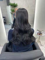 アルドーレ(Ardore)&nbsp;暗くても透明感のあるダークグレージュ×レイヤースタイル