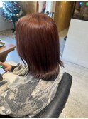 ピンクベージュ