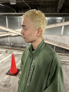 ボブ 金沢(BOB) 10代20代 メンズ ブリーチ パーマ バーバー メンズサロン 学割