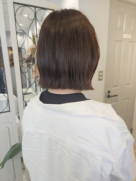 ヘア ケア ディエイチケー(HAIR CARE DHK) ぱつっと切りっぱなしボブ