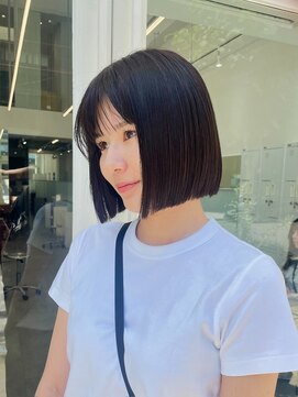 ニトバイアンキシム(nit by ahnkism) ボブミルクティーベージュブリーチダブルカラー堀江