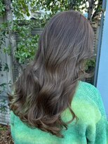 アール ヘアー デザイン(r hair design)&nbsp;ゆるふわロングベージュカラーブリーチしない透明感カラー