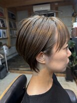 イー(E)&nbsp;くびれショート