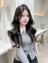 ロンド レア 天神大名店(Lond Le’a)&nbsp;ホワイトブロンド/外ハネボブ/美髪/ワイドバング/ブルーブラック