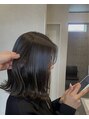 トパ(topa)&nbsp;柔らかいニュアンスカラー×ぱつっとヘアが好きです＾＾