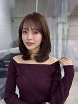 フィヴェント(Fivent)&nbsp;黒髪韓国小顔レイヤーイメチェン暗めオリーブグレークラゲヘアー