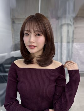 フィヴェント(Fivent) 黒髪韓国小顔レイヤーイメチェン暗めオリーブグレークラゲヘアー