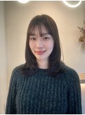品よくゆれる、やわらかミディアムレイヤー