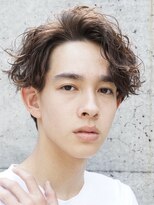 マグカーネバイフィフス オカヤ(Mag KANE by fifth okaya) 岡谷波巻きパーマツイストスパイラルパーマシャドウパーマ30代