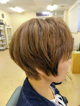 美容室R ショートレイヤー