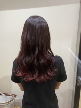 エイミー(Aimee) Aimee グラデーションレッド×ブリーチカラー