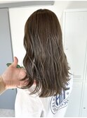 透明感アッシュグレージュ