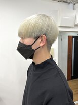 メンズカット ホワイトカラー マッシュ 韓国風 ツーブロック