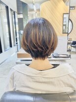 アキコ(AKIko) ショートボブ