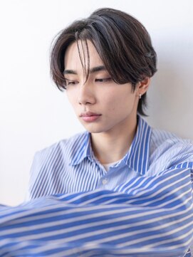エフエム 渋谷(FM) ツーブロック/センターパート/ニュアンスパーマ/束感
