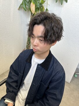 プレデフリュー 北白川本店(PUREE de FLEURS) センターパートモテる流行イケメン黒髪モテ髪ツイストスパイラル