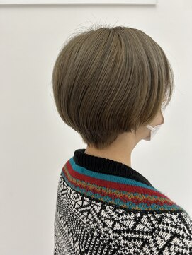 ヘアアンドメイク ムーア(Muuua) ベージュカラー