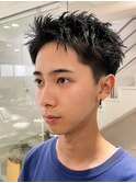 スパイキーショート黒髪アップバング刈り上げツーブロック