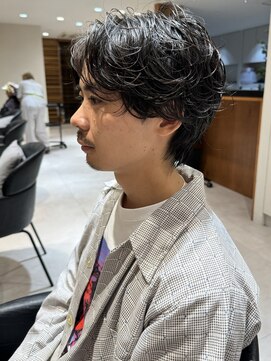 ヤイエ 青山店(yiye) ニュアンスパーマ/メンズ/メンズカット/パーマ/センターパート