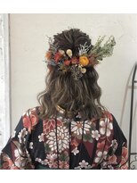 マルカ(MARUCA)&nbsp;成人式/卒業式/ゆるふわハーフアップ/ヘアアレンジ/ヘアセット