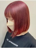 大人可愛い前下がりボブチェリーピンク