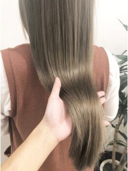 オリーブ 南森町店(Olive)の写真/【南森町】本格ケア出来るトリートメントをSETしても通いやすい価格が◎美容師が愛用するヘアケア取扱い★