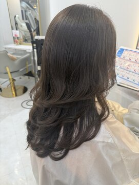 マリアバイアフロート(Maria by AFLOAT) 【セミロングレイヤーカット/ウェーブレイヤー/レイヤーカット】