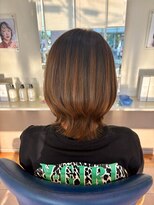アトリーチェタ 田富店(ATTRICE) ミディアム/外はね/ボブ/40代/50代/明るい白髪染め
