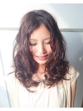 ラピッツヘアデザイン(la Pitt's hair design) カーリースウェル☆ミディアムヘア