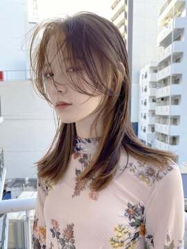 アルテヘアー(arte HAIR) フェイスフレーミング/センターパート/セミロング