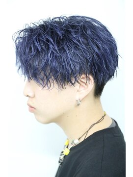 ザ サードヘアー 柏(THE 3rd HAIR) 横顔が決まる前下がりセンターパート
