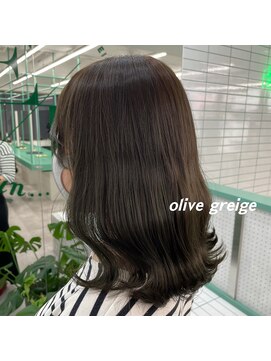 エイト 川崎店(EIGHT) オリーブグレージュ