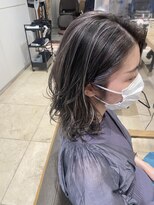 シャドールーツで大人フェミニンナチュラルアッシュ【Yamaki】