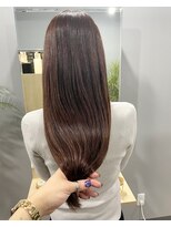 カミエ(kamie)&nbsp;＊ラベンダーベージュ ツヤのあるロングヘア 髪質改善 三宮 神戸