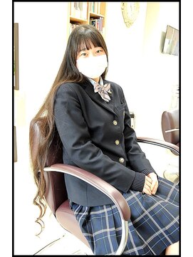 メタ(META) 前髪の触覚ありの小顔カット♪