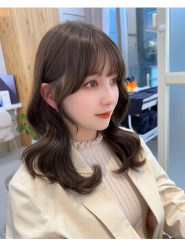 アフロートリノ(AFLOAT Leino) 似合わせ顔まわり　くびれヘア　サイドバング　顔まわりカット