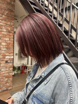 ラレイ ハラジュク(Lalei harajuku) 【白石】暗めワインレッド/前下がりボブ/暖色カラー