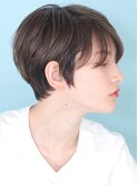 40代50代小顔黒髪ネビージュボブルフワンレン前髪ありショート