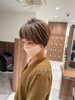 アッシュ 茗荷谷店(Ash)&nbsp;くびれショートヘア　白髪ぼかし