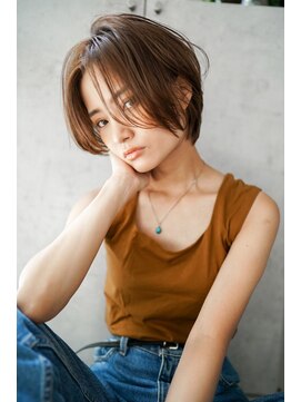 ギークス(GEEKS) 【GEEKS渋谷】ショートウルフ/春カラー/くすみベージュ/20代30代