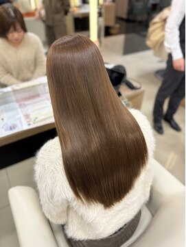 アローム(alom) 【零也】髪質改善酸性ストレート