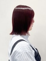 ザックラフィネ(ZACC raffine)&nbsp;暖色カラー/ブリーチなし/ワインレッド/縮毛矯正/切りっぱなし