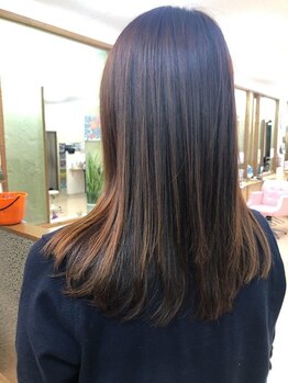 ヘアーサロン リュウズ(HairSalon Ryu's)の写真/ゆったりとした落ち着いた空間であなただけの特別な時間をお過ごし下さい◆お得なクーポン多数あり♪