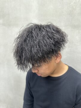 ダズルヘアーエイチ(DAZZLE hair H) 尾崎指名/縦落ちツイスパ