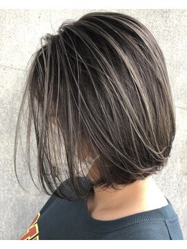 ルーフ 町田店(LUFE) 細めハイライトカラー