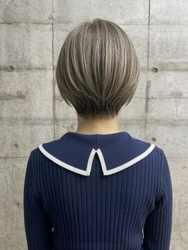 リトマス 二子玉川(litmus) 白髪ぼかし　ショートボブ　レイヤーボブ　ボブ　二子玉川　50代